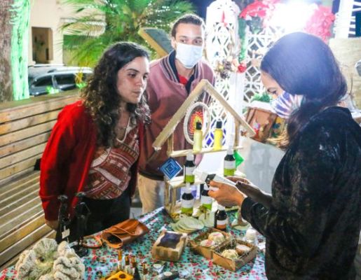 Foto - Tony Viola & Fábio Reis realizam grande apresentação na praça da Igreja matriz